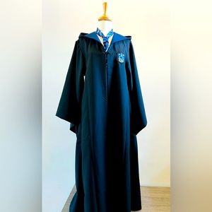 Universal Studios Wizarding World Harry Potter Ravenclaw Robe Adult Small EUC